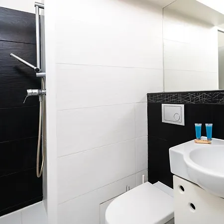 Lagiewnicka Urban By Bookinghost 公寓 *